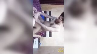 يزنق بنت عمه وعايز ينيكها في طيزها بالعافية سكس مصري