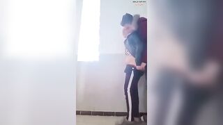 سكس مسرب فضيحة طلاب مدرسة مراهقين بيعملو سكس على سطوح المدرسة